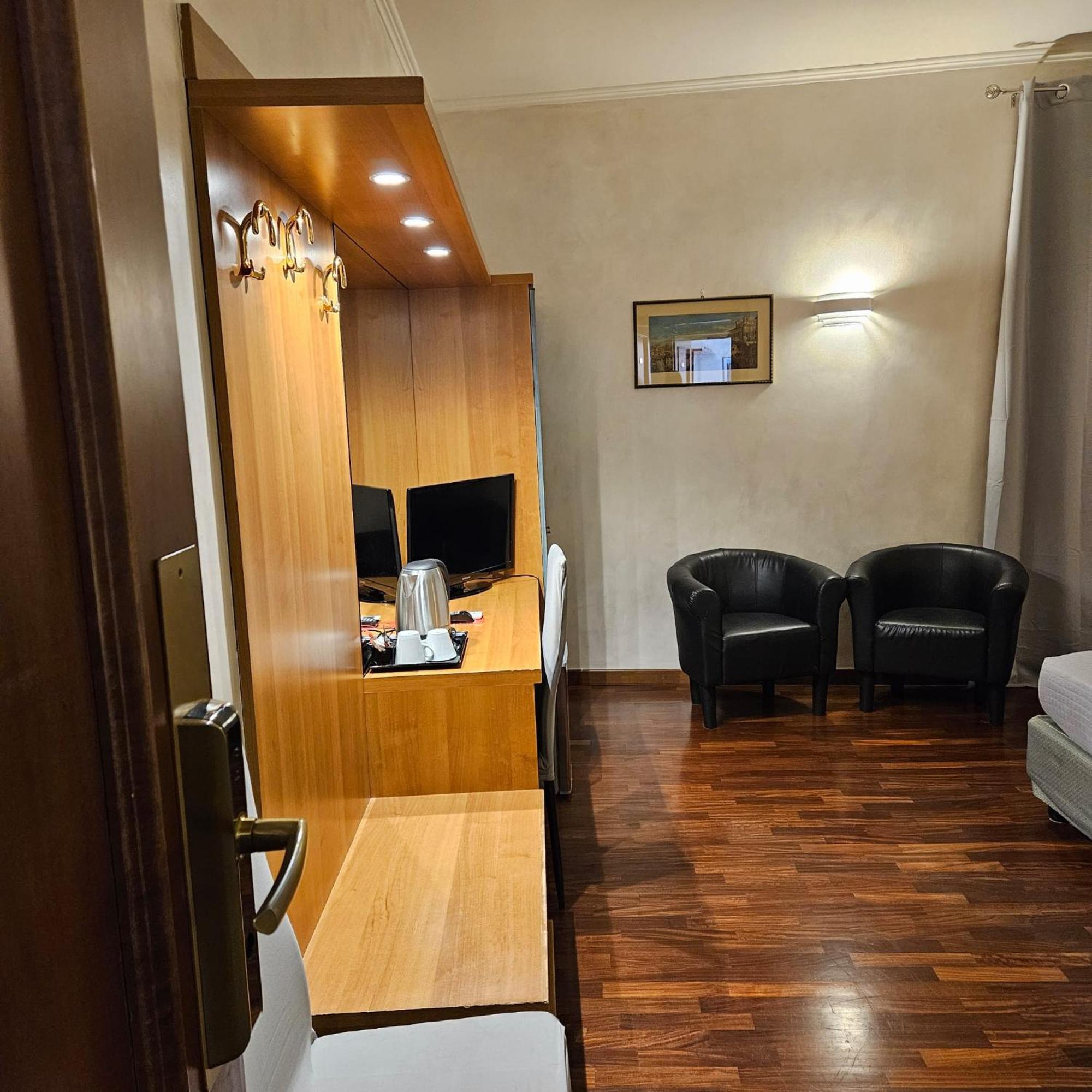 Domus Julia Hotel Roma Exterior foto